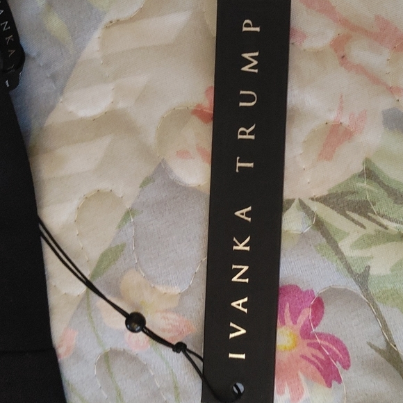 NWT IVANKA TRUMP IVORY & BLACK SKIRT SZ 10 - Picture 7 of 9